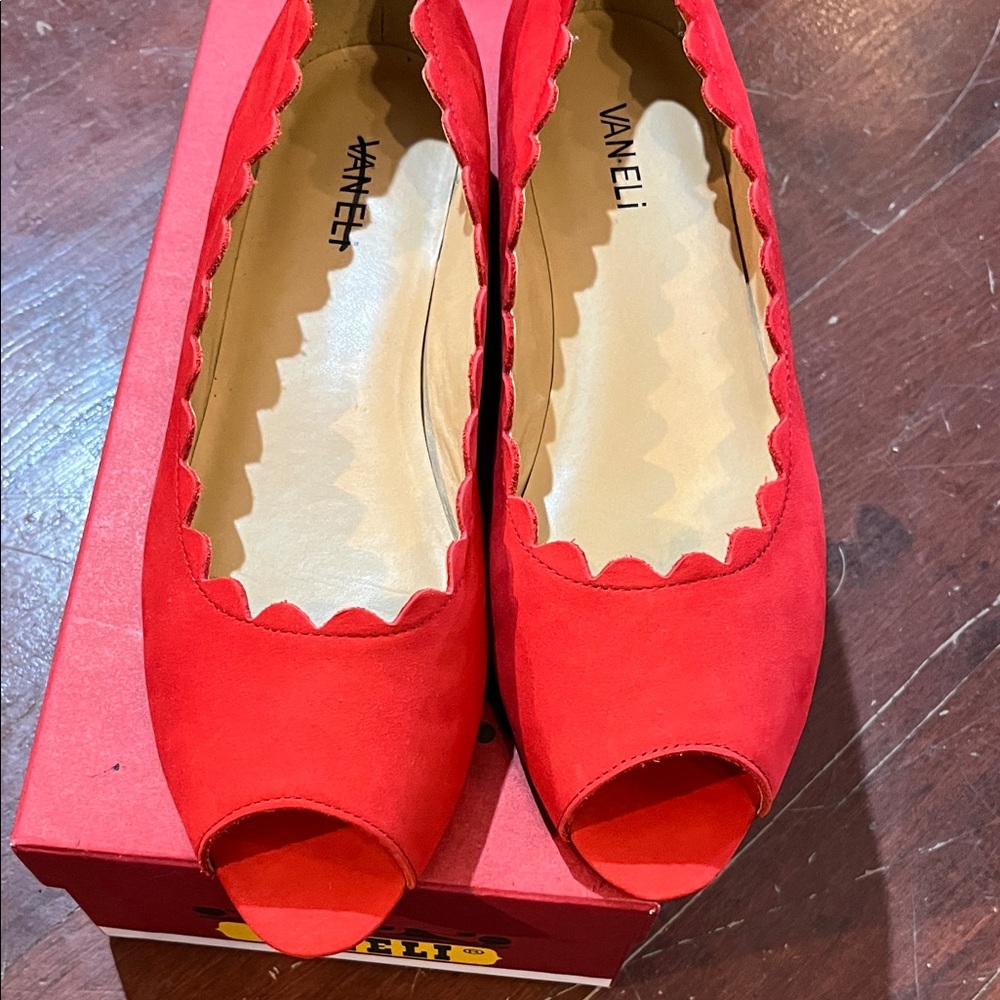Vaneli Red Scalloped Flats - Picture 10 of 13